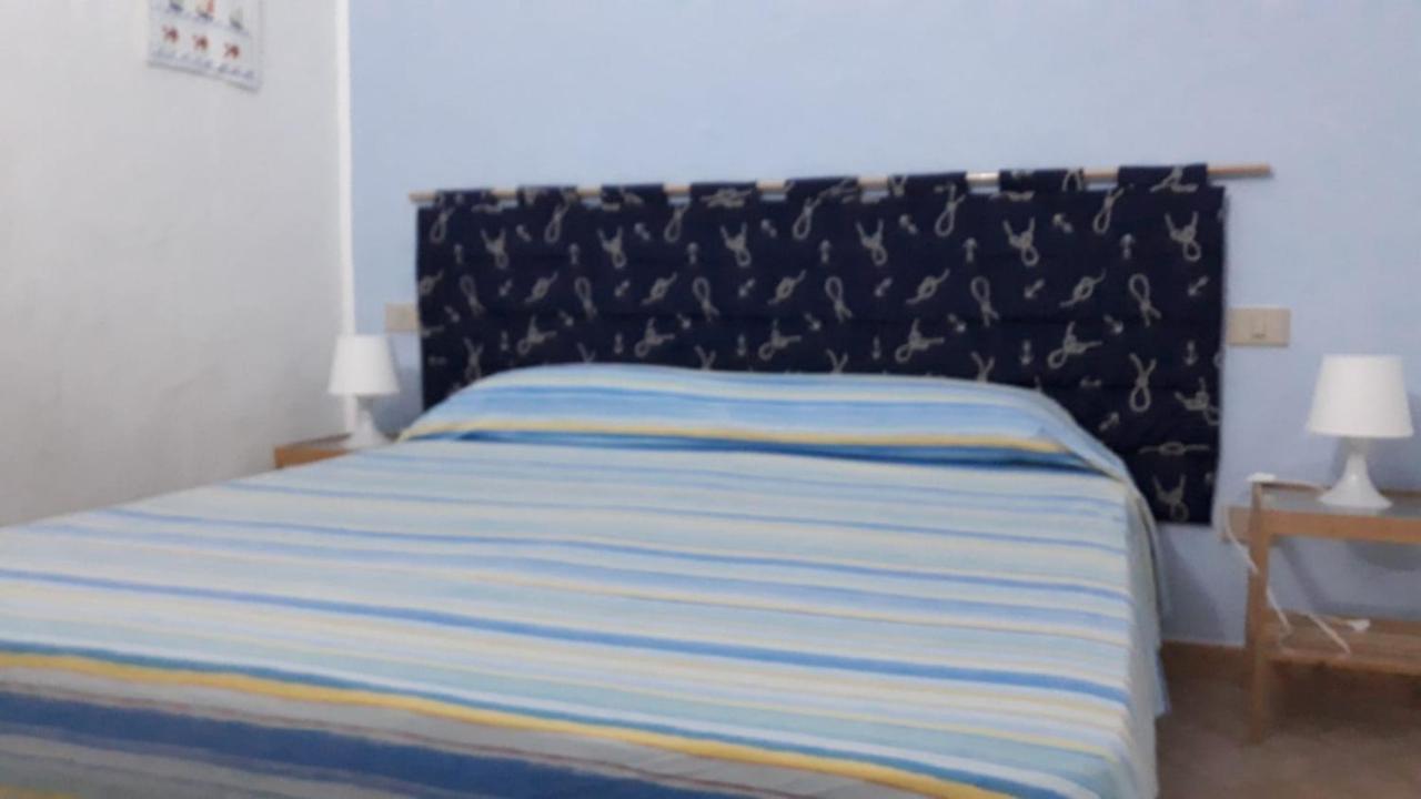 Appartamento Vista Mare Calasetta Exterior photo